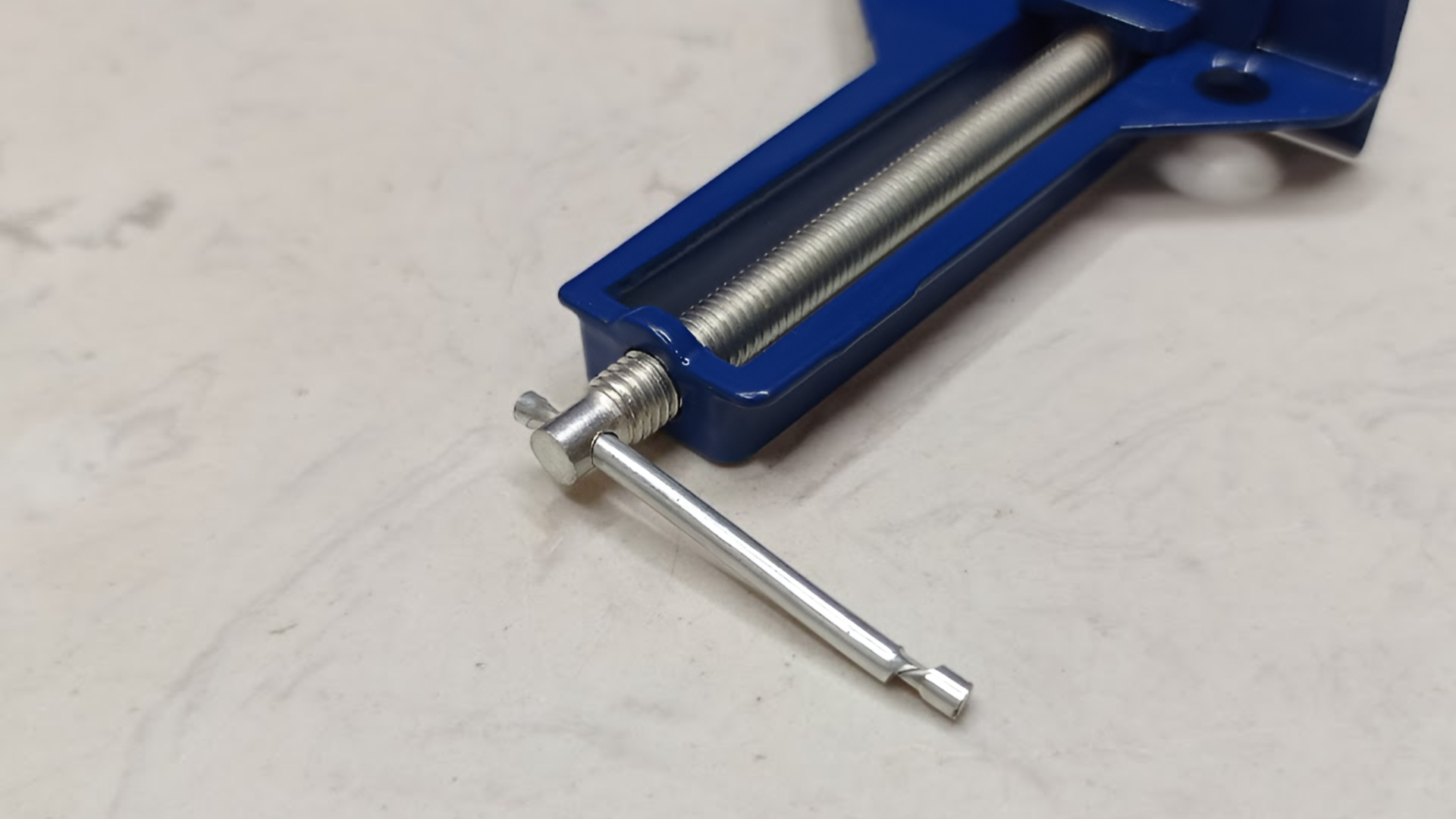 Kẹp cố định góc nghiêng 75mm Wadfow WACC453