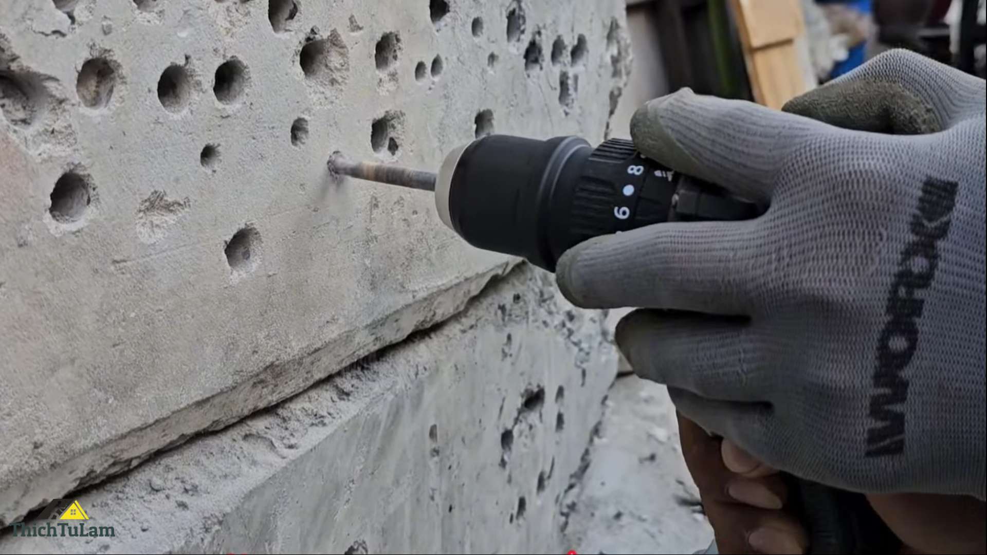 Đánh giá chức năng khoan bê tông Máy pin Hukan 