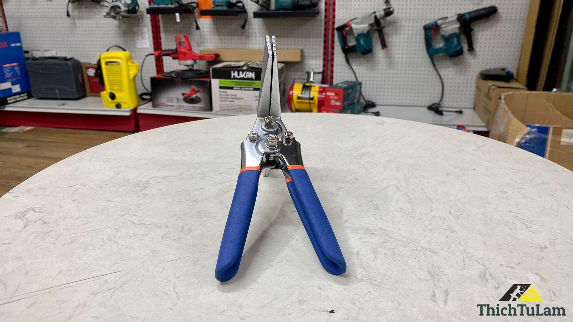 Kìm kẹp mỏ thẳng dẹp 6inch Wadfow WZB1501