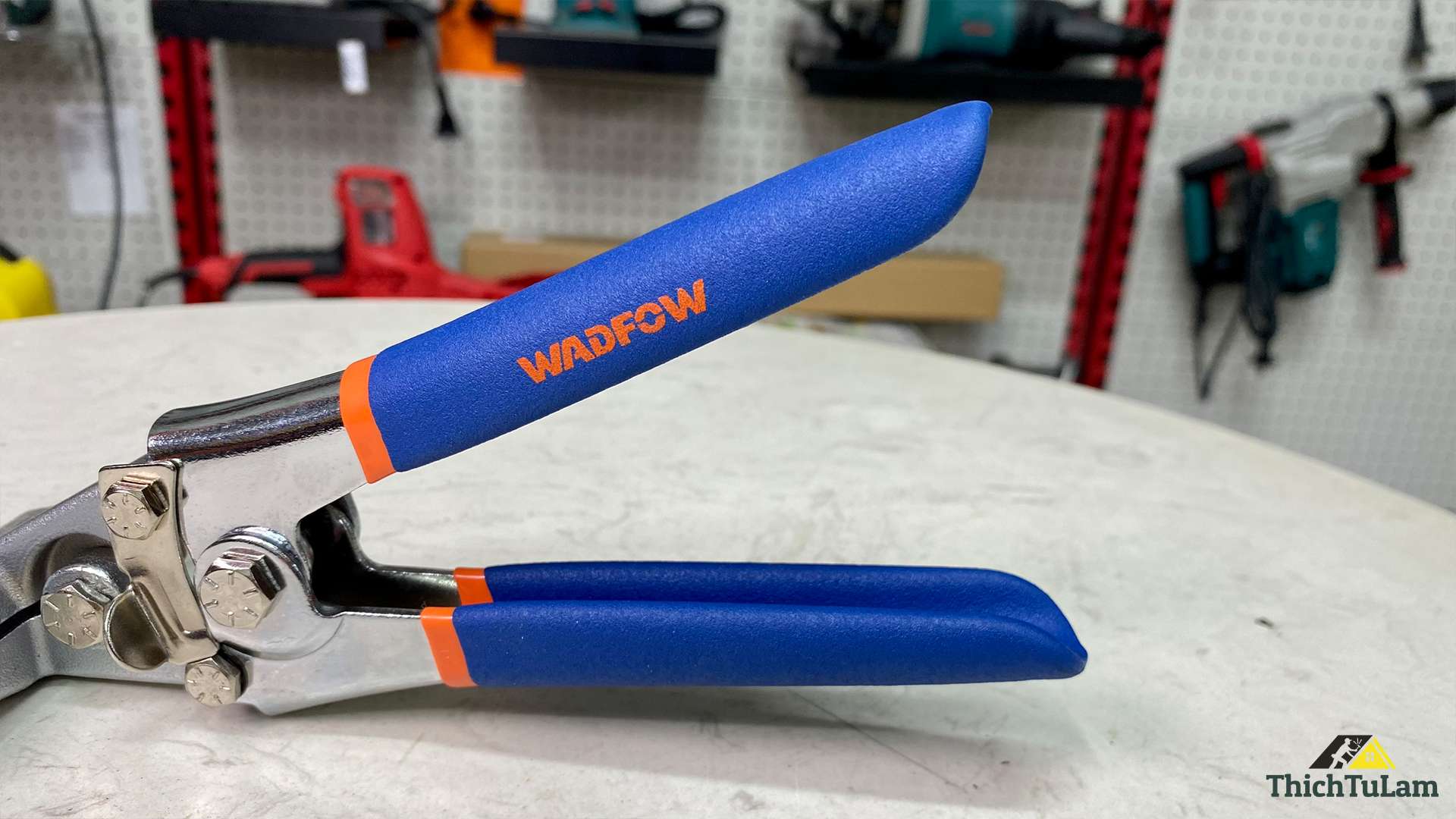 Kìm kẹp tấm kim loại dẹp mỏ thẳng 3inch Wadfow WZB8001