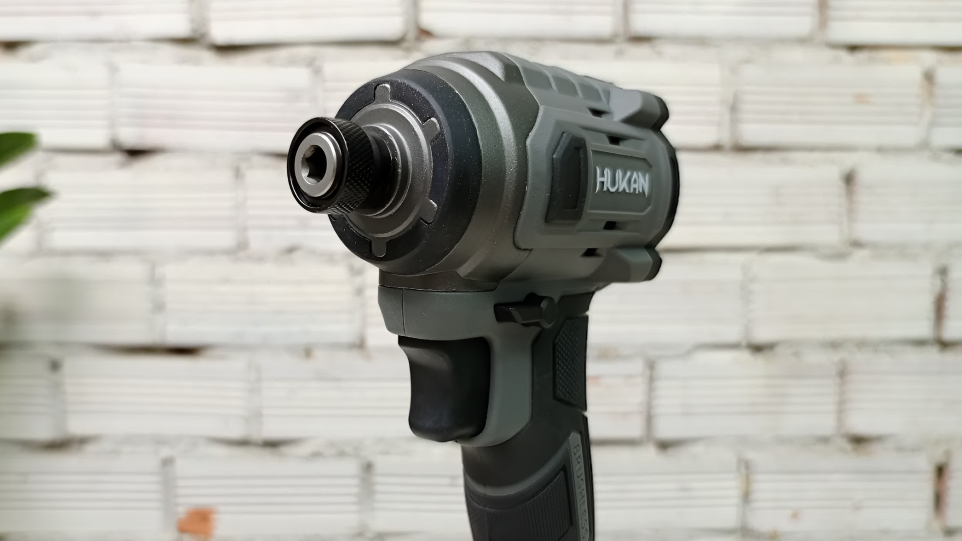 Máy bắn vít 21V (Bộ 2 pin 1 sạc) Hukan HM21-G2CVX230N.2