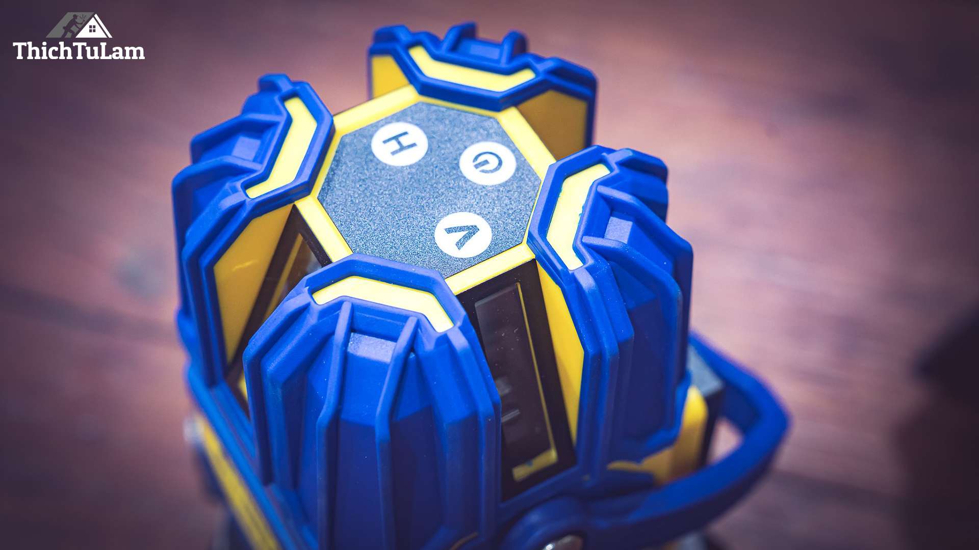 Máy cân mực tia Laser 5 tia xanh chống nước chống rơi vỡ Kingblue KB-05XS