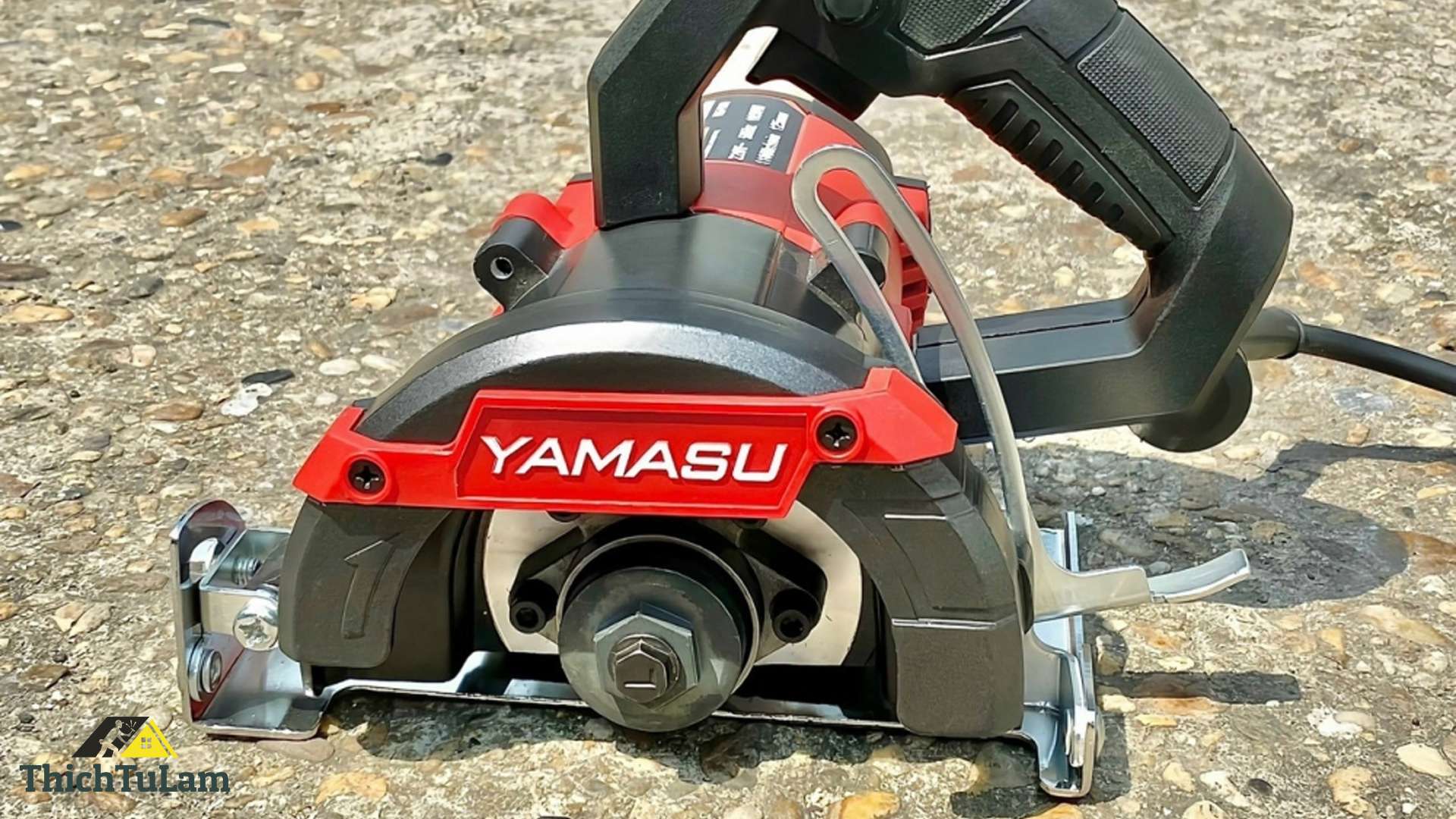 Máy cắt gạch 110mm, 1050W Yamasu YMS-110R