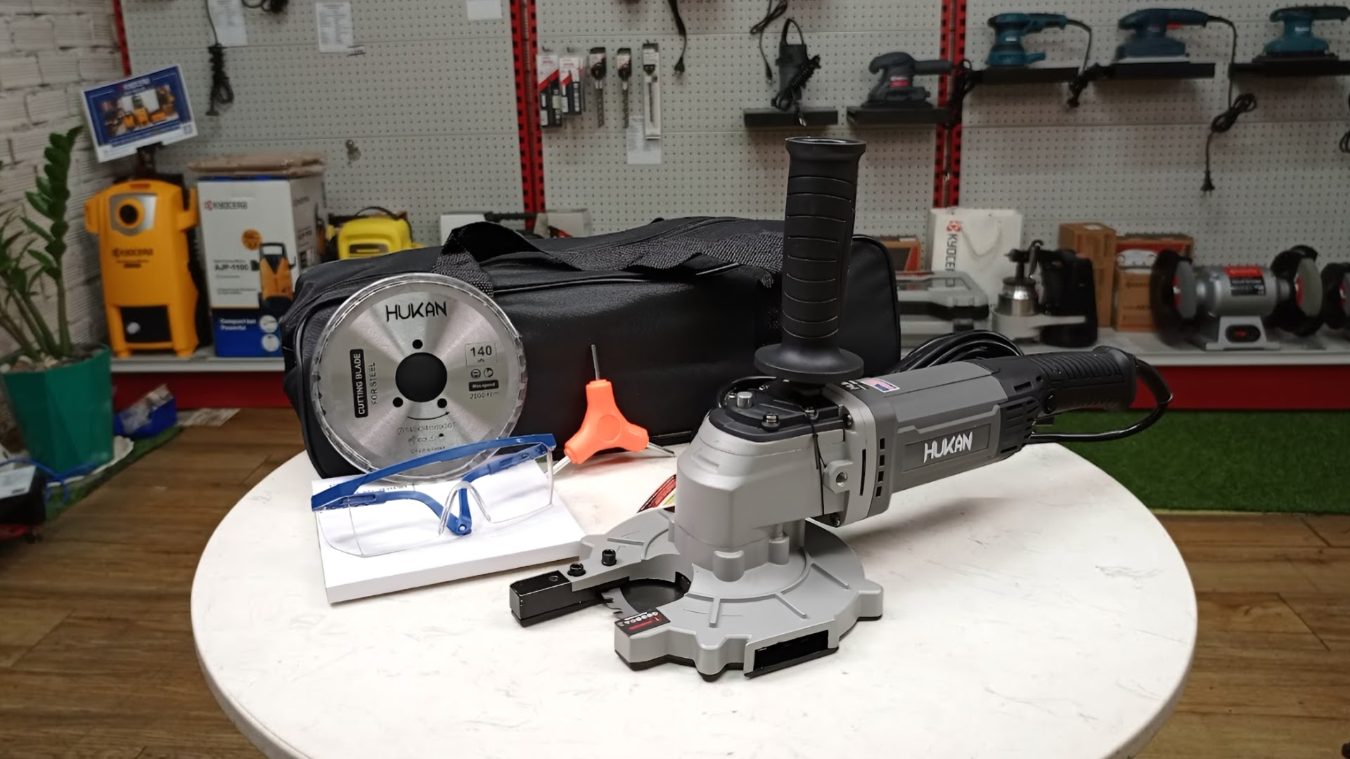 Máy cắt sắt hợp kim cầm tay 140mm 1600W Gen 2 Hukan G2-CHK140MM