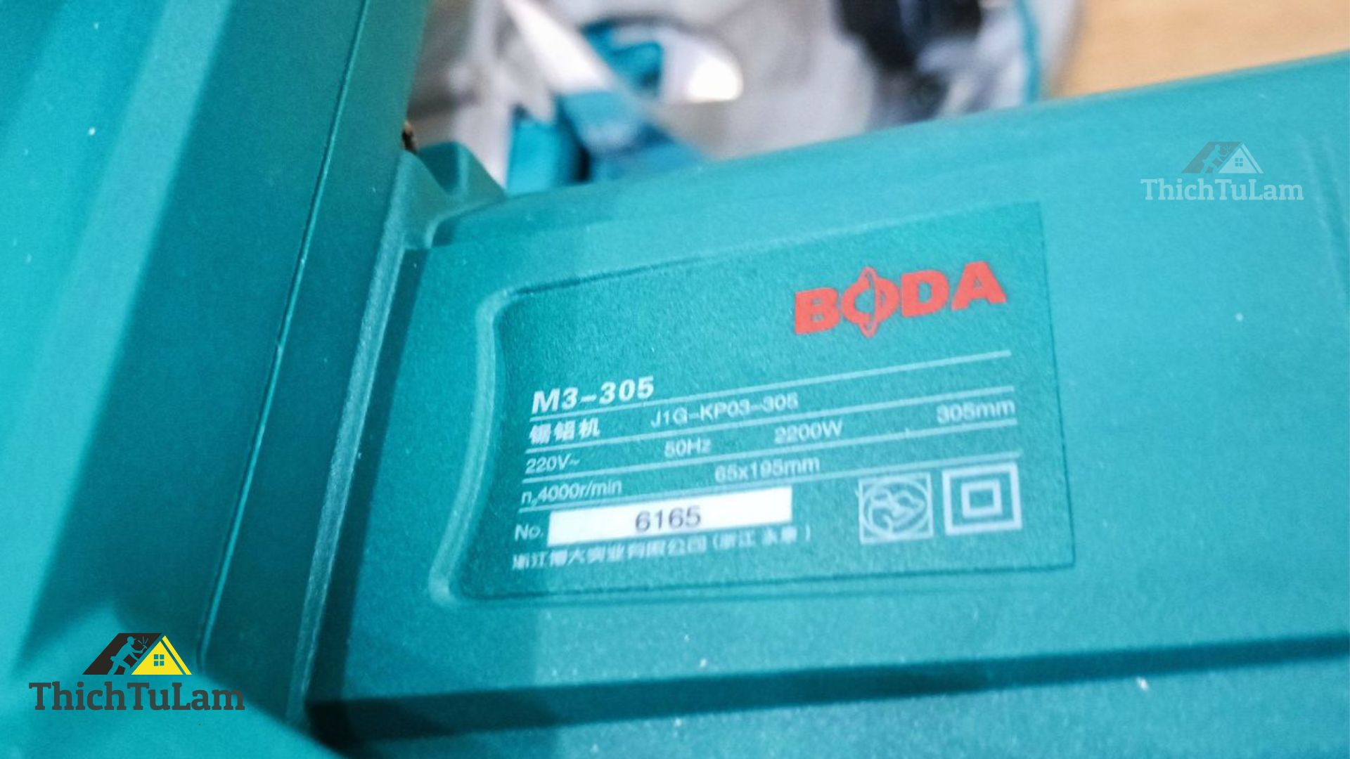 Máy cưa đa góc trượt 2200W 305mm BODA M3-305