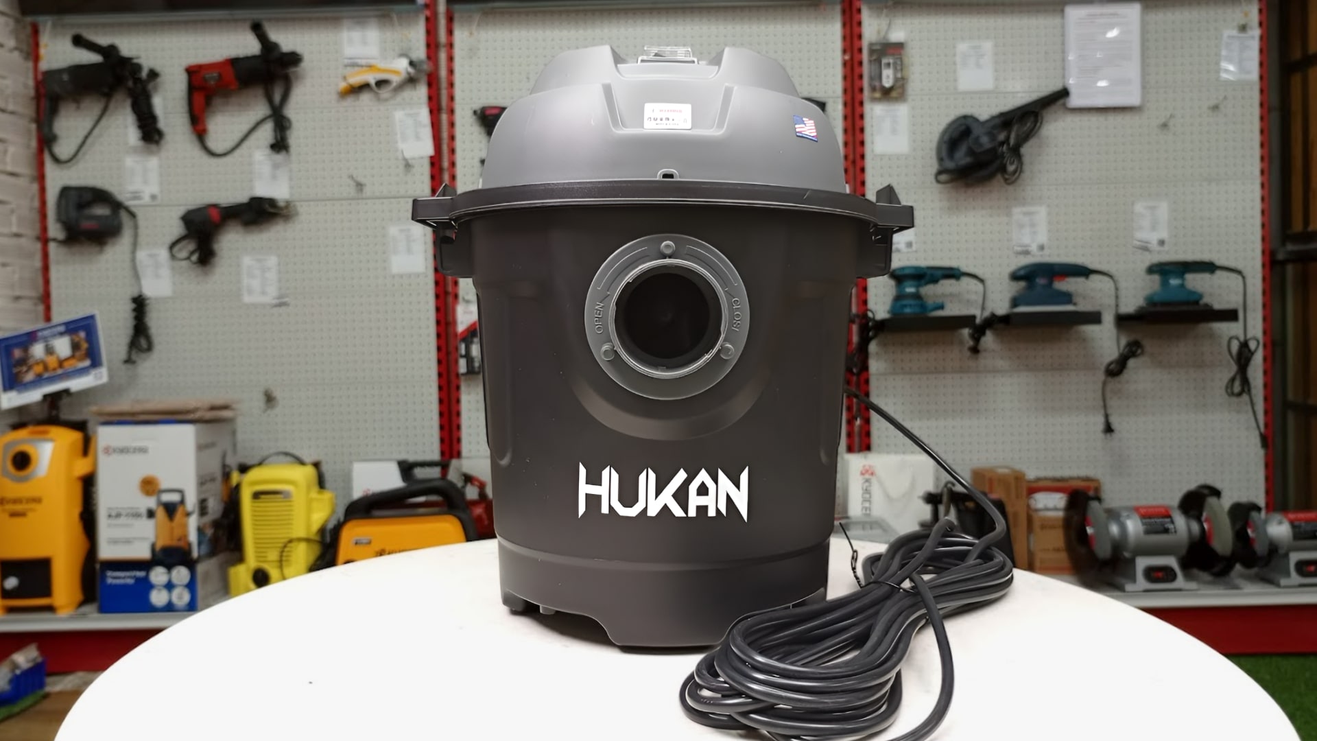 Máy hút bụi 10L Gen 2 Hukan HK-G2-HBCN10L