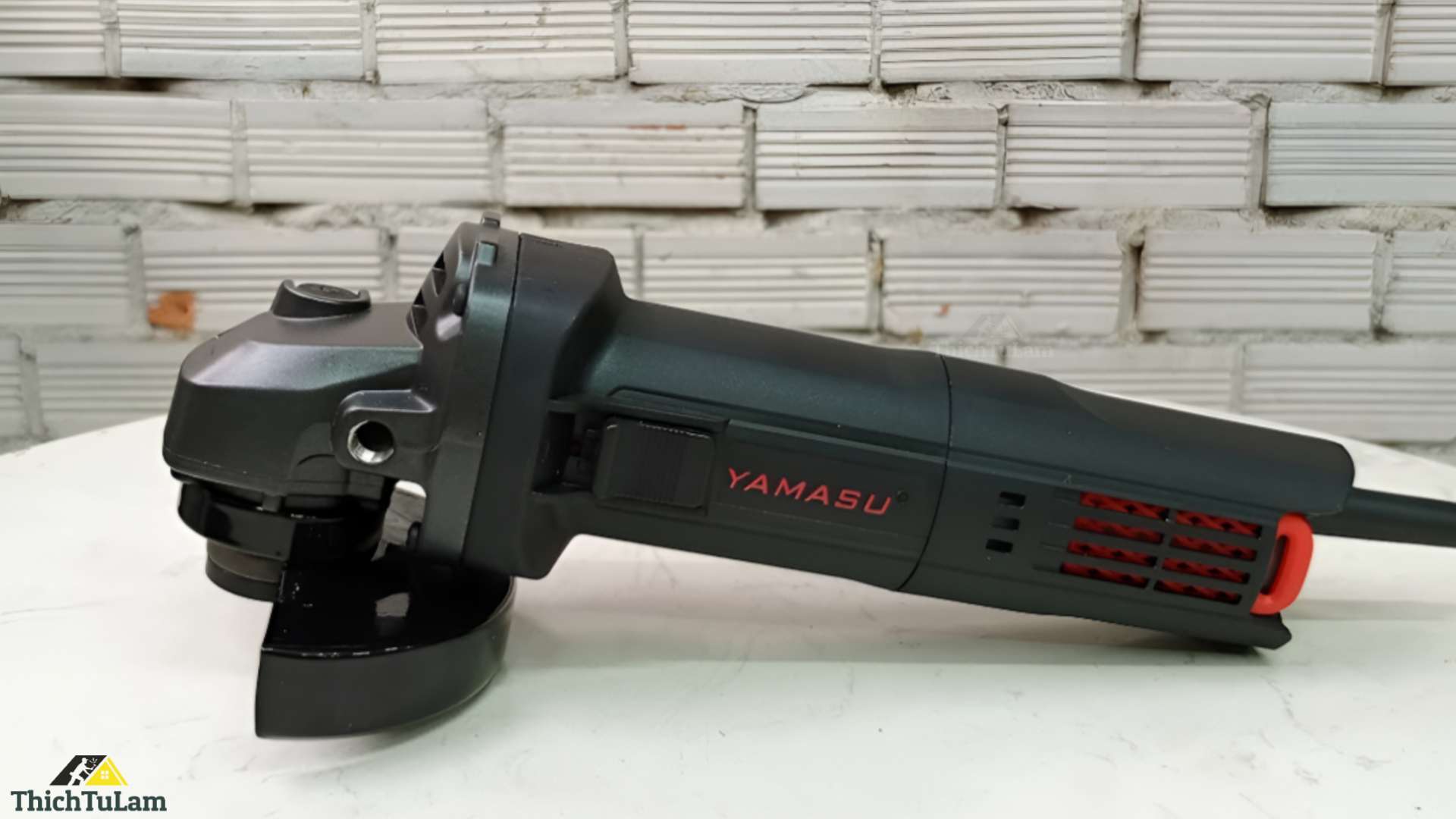 Máy mài góc công tắt trượt 900W 100mm Yamasu YMS-101