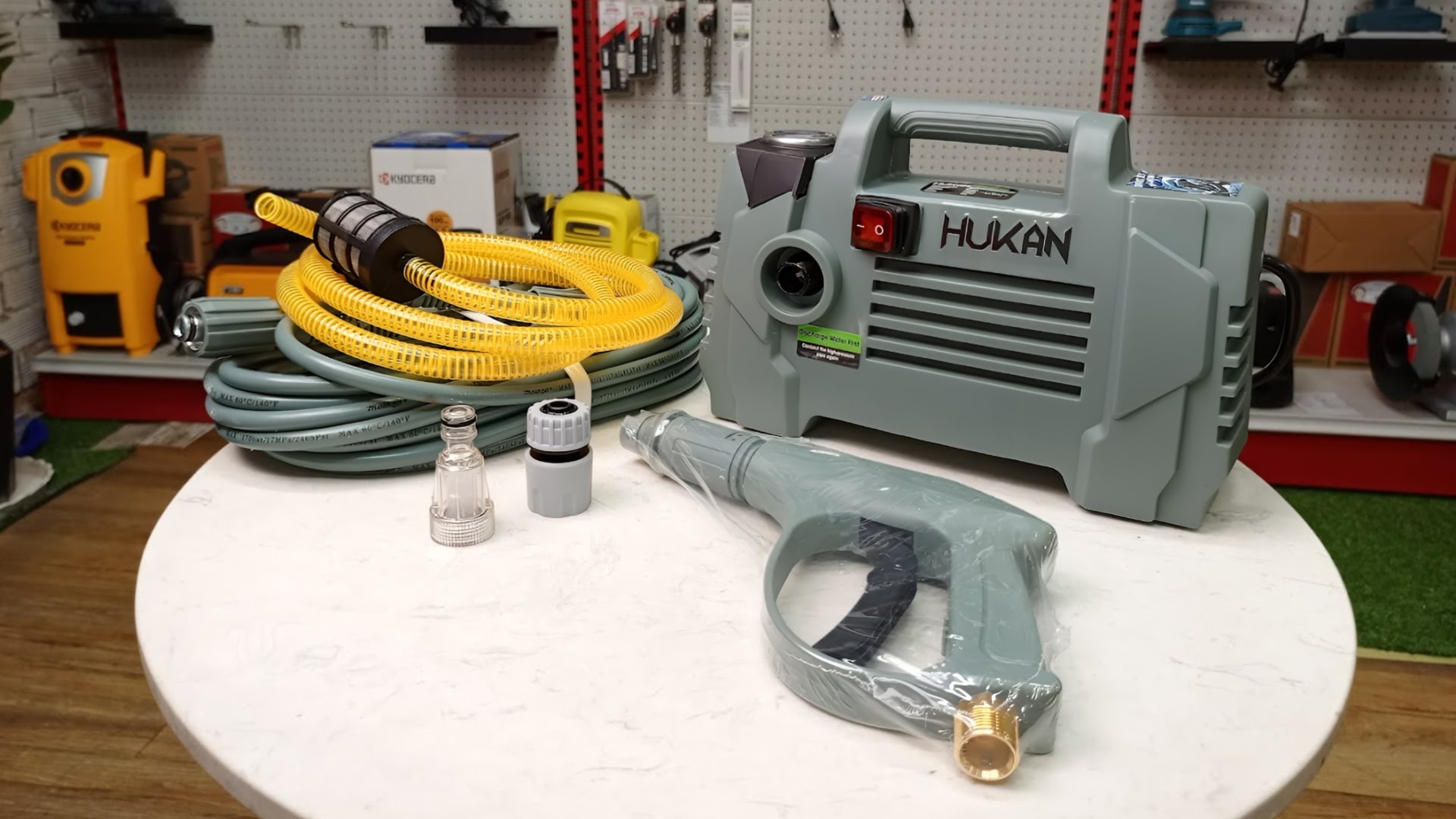 Máy rửa xe điện mini 50-60hz Hukan RXCP-R1600MINI