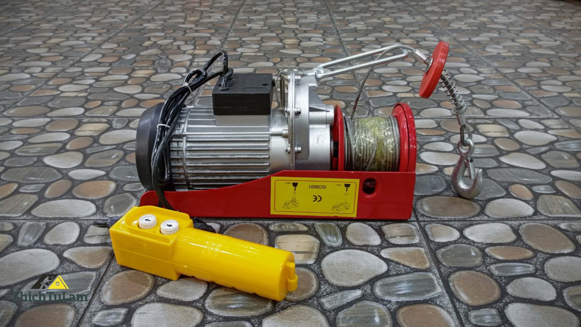 Máy tời điện 15m/p 120-140kg Phi An PA600