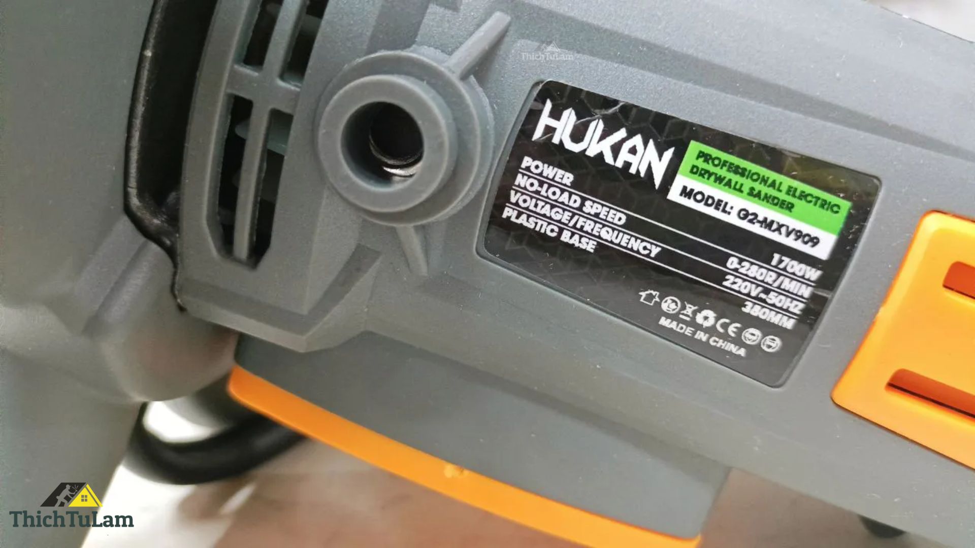 Máy xoa vữa 1700W Hukan G2-MXV909
