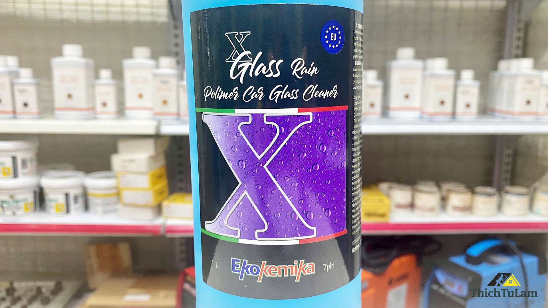 Nước rửa kính ô tô 1L Ekokemika Xglass Rain