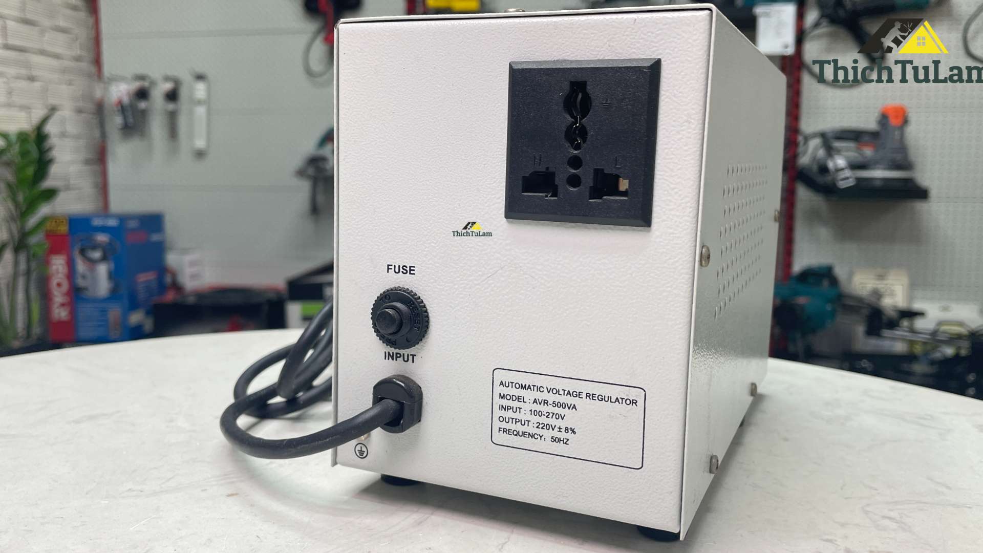 Ổ áp điện 500VA AKKO STAR 52749