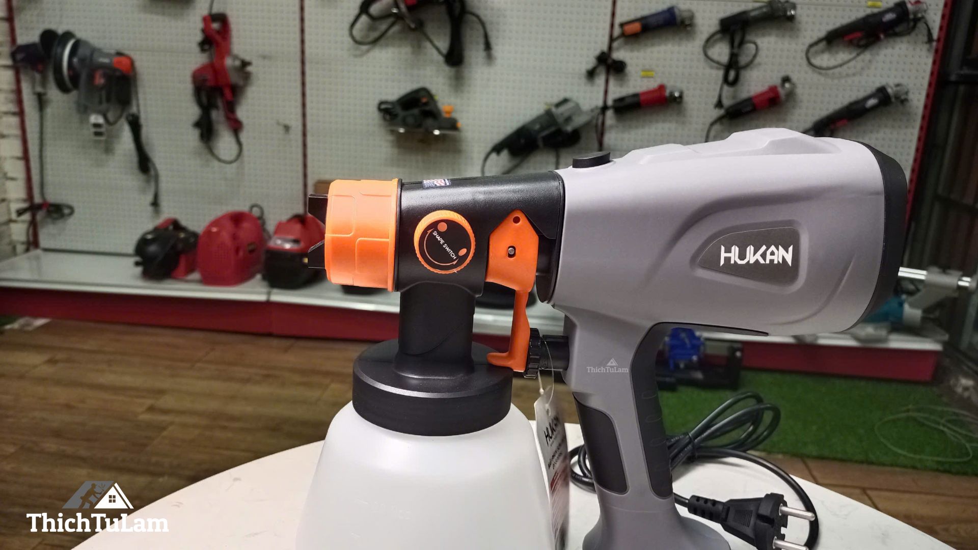 Súng phun sơn 600W Hukan G1-SG098J