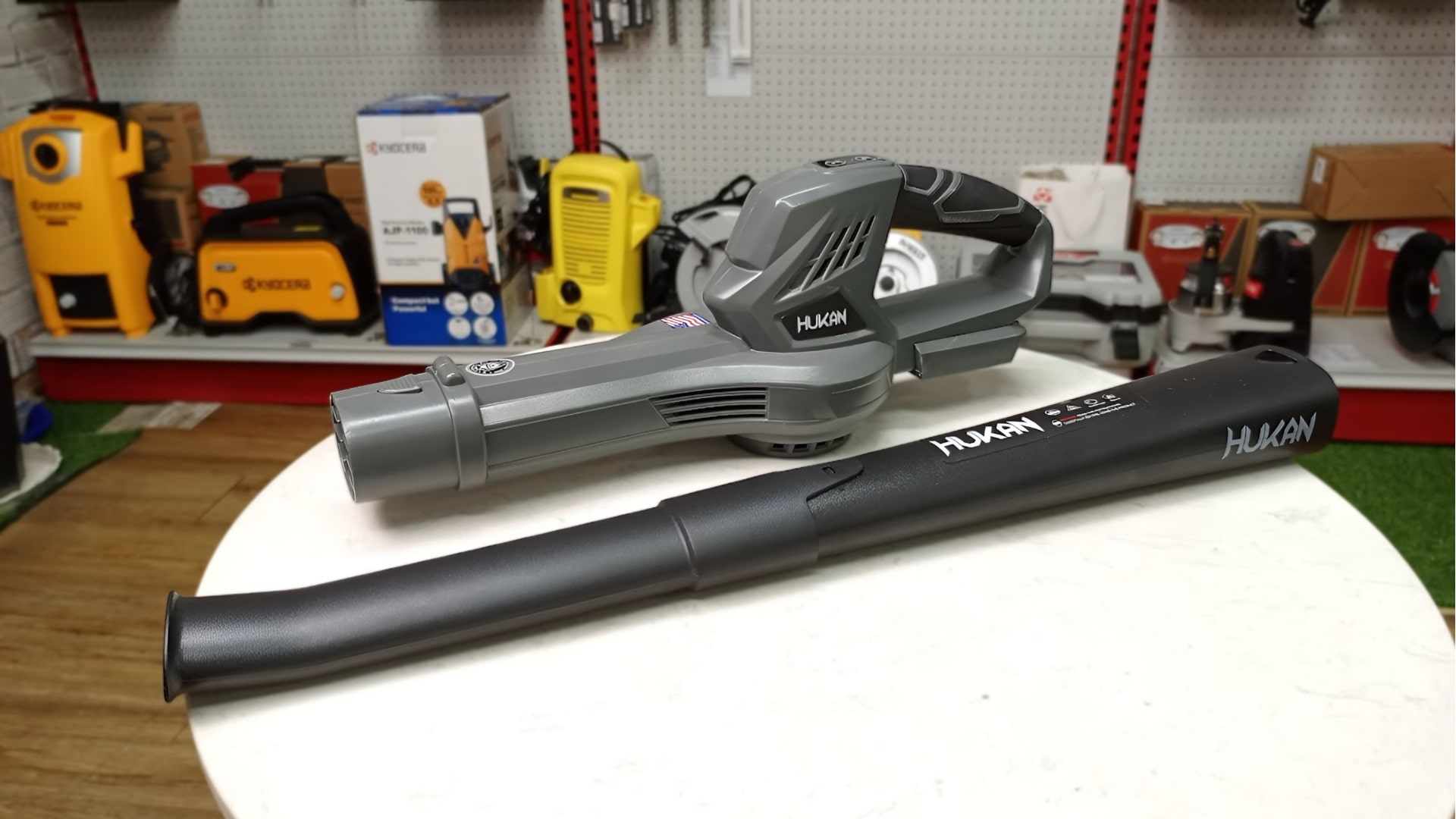 Thân máy thổi lá dùng pin 21V Gen 2 Hukan HM21-EBL1575MN-T