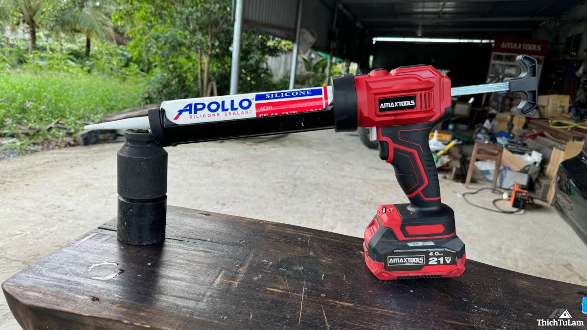 Thân súng bắn keo silicon dùng pin M21 Amaxtools ABK-21VSM