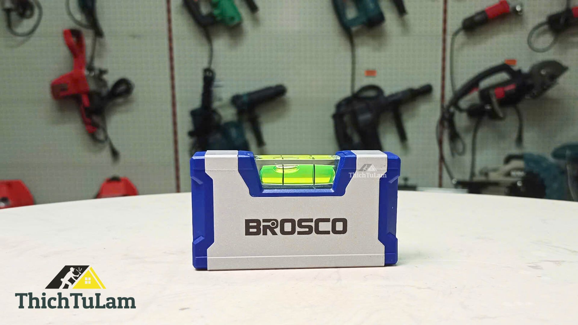 Thước thủy nhôm có từ kích thước 90mm Brosco BR532090