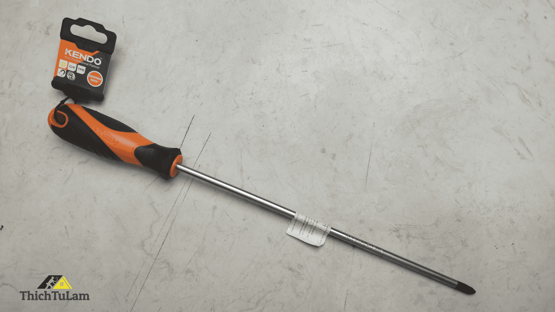 Tua vít bake bằng thép Cr-V tay cầm bọc cao su PH2x250mm Kendo 20134