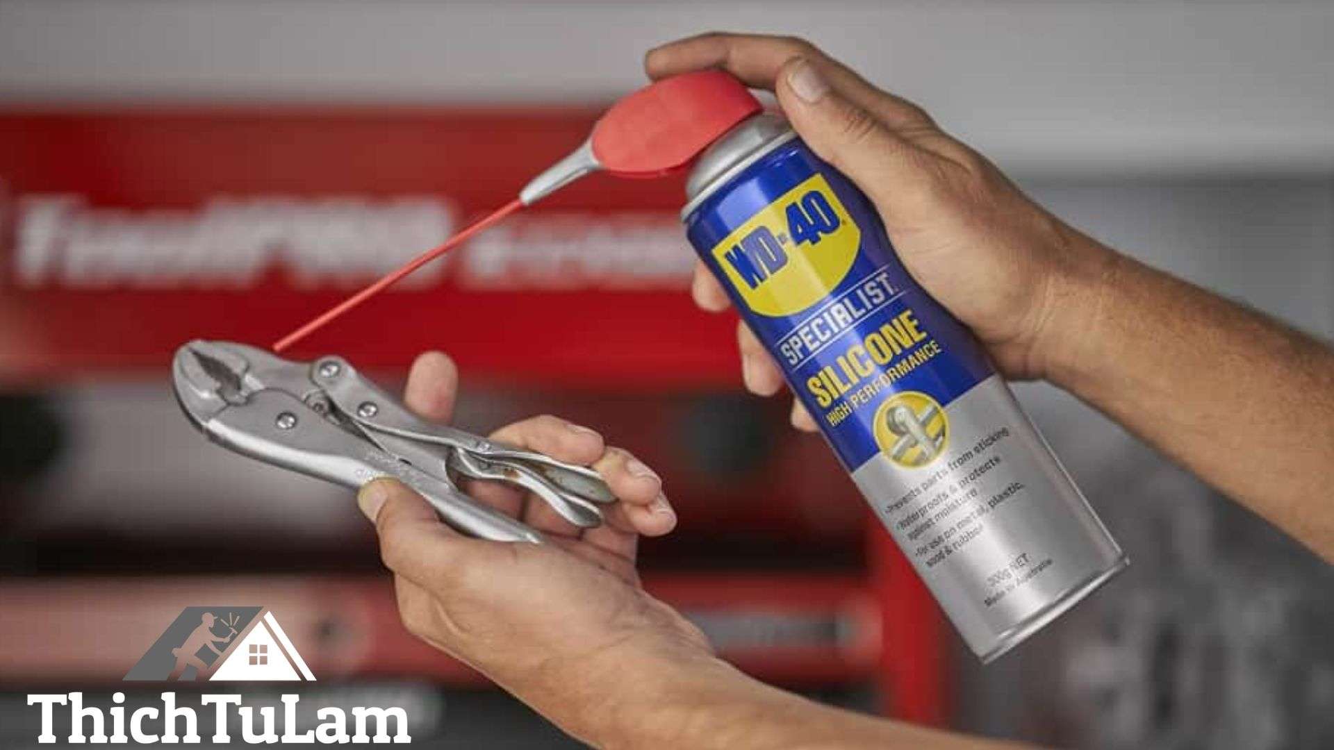 WD-40 Specialist Silicone dùng bảo dưỡng công cụ cầm tay
