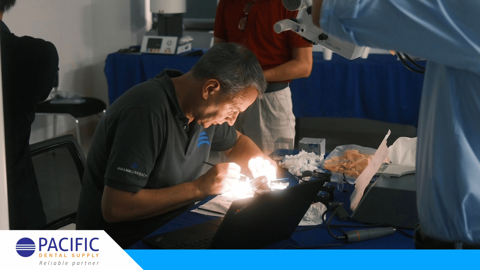 WORKSHOP –  KHÓA HỌC “LÀM CHỦ THẨM MỸ” | Stain sườn trước khi nung với Zolid Naturals