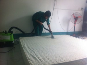 dịch vụ giặt đệm chuyên nghiệp giá rẻ tại quận long biên hà nội