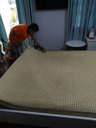 dịch vụ giặt đệm chuyên nghiệp giá rẻ tại quận long biên hà nội