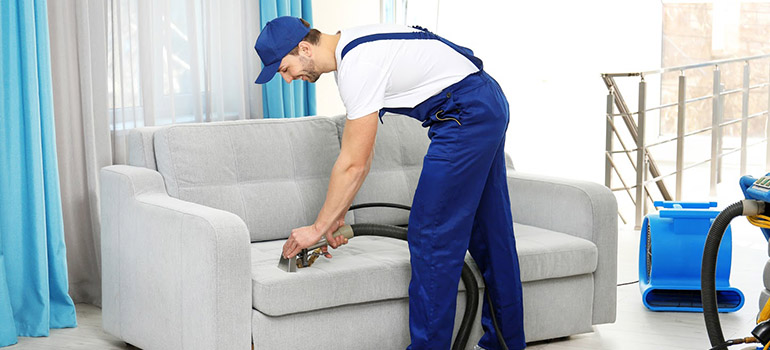 dịch vụ giặt ghế sofa chuyên nghiệp giá rẻ tại liễu giai ba đình hà nội.