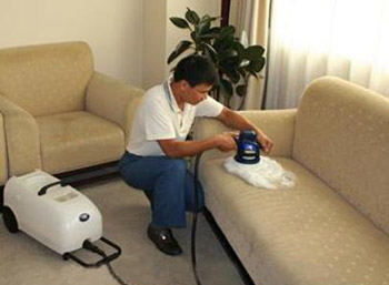 dịch vụ giặt ghế sofa chuyên nghiệp giá rẻ tại lý thường kiệt hoàn kiếm hà nội .