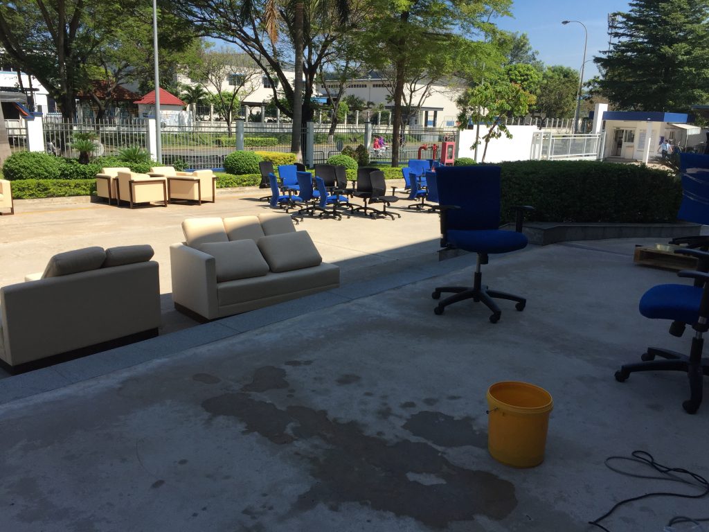 dịch vụ giặt ghế sofa chuyên nghiệp giá rẻ tại nguyễn văn ngọc ba đình hà nội.