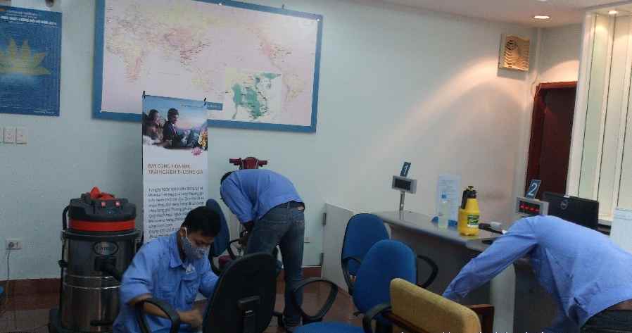 dịch vụ giặt ghế văn phòng uy tín giá rẻ tại quận đống đa hà nội.