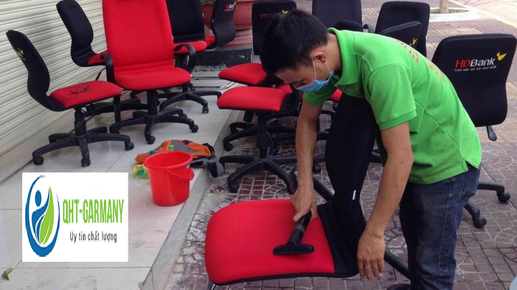 giặt ghế văn phòng chuyên nghiệp giá rẻ tại hà nội.jpg