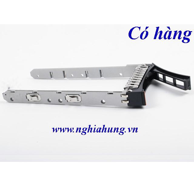 IBM SAS/SATA 2.5" HDD Tray/Caddy V3700, V350, DS8000 - P/N: 45W2106