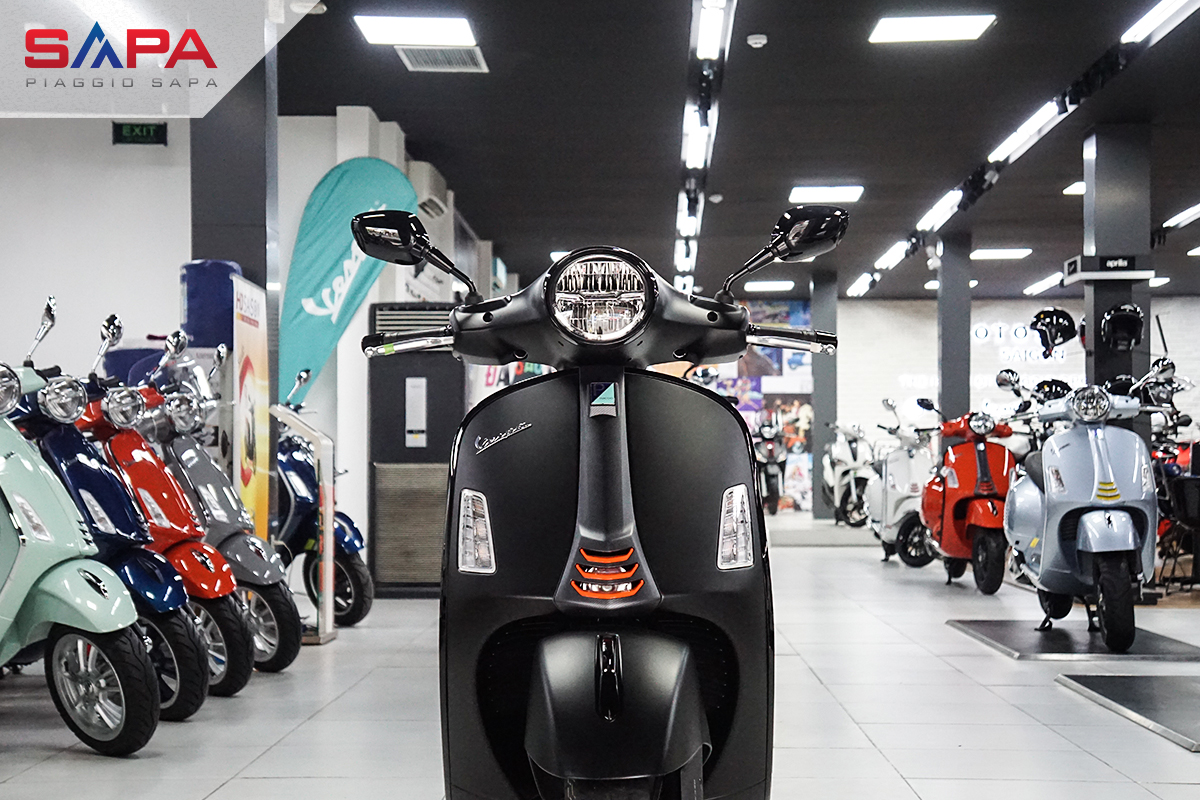 Vespa GTS Super Sport 150 Đen Sần Phiên bản GTS 150 mới nhất