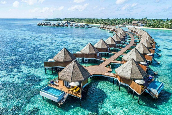 Mùa hè ở thiên đường biển Maldives