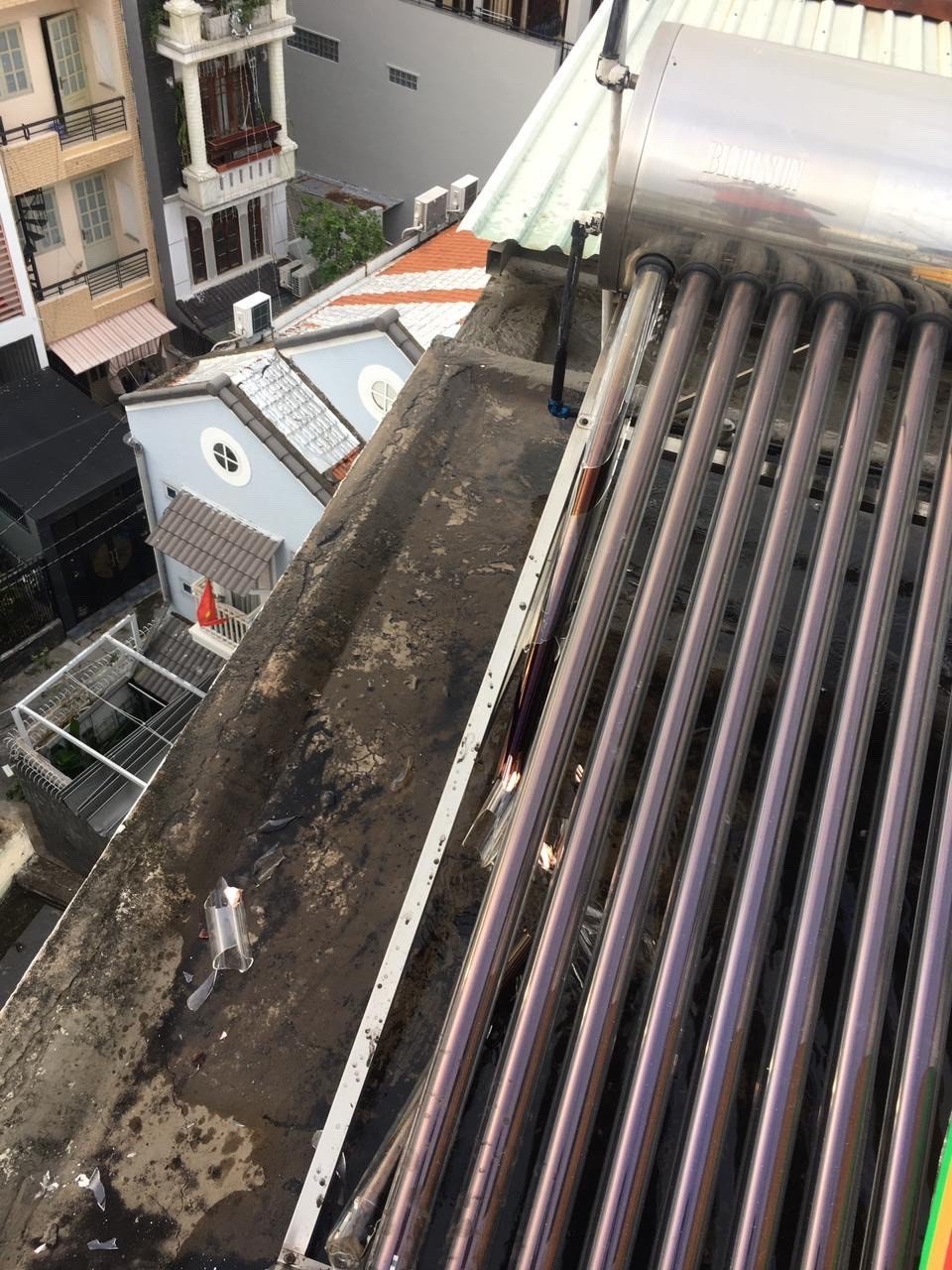 Sửa Máy Nước Nóng Năng Lượng Mặt Trời Tại Nhà Ở Quận Tân Phú - 0982 308 554 