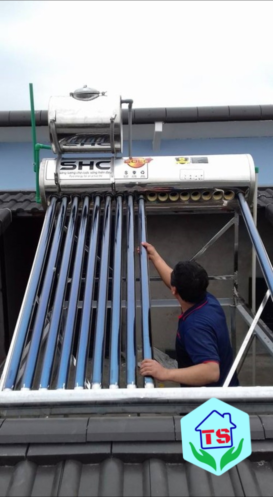 BÁO GIÁ DỊCH VỤ SỬA MÁY NƯỚC NÓNG NĂNG LƯỢNG MẶT TRỜI TẠI  NHÀ