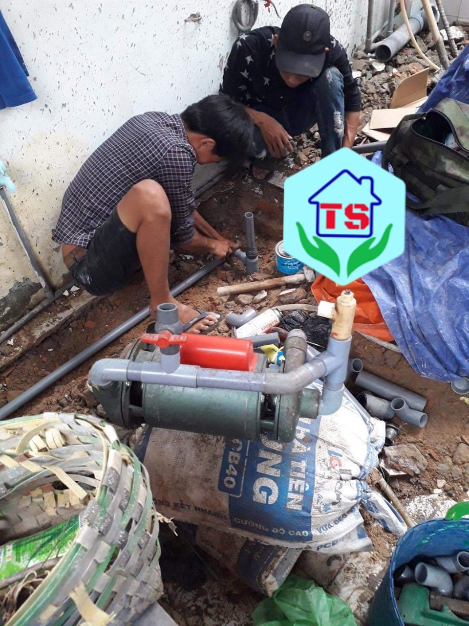 THAY, LẮP MÁY BƠM NƯỚC TẠI NHÀ QUẬN 5: GIÁ TỐT - BẢO HÀNH NHANH 