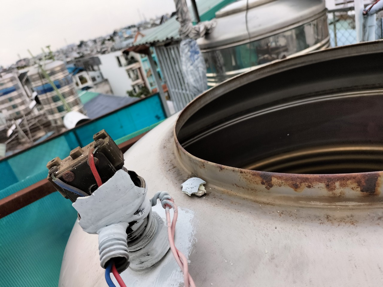 SỬA BỒN NƯỚC TẠI QUẬN TÂN BÌNH 24/24H - NHANH - AN TOÀN - CHẤT LƯỢNG - 0982 308 554 