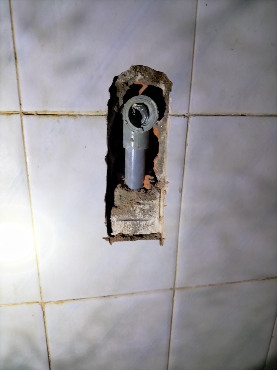 THỢ SỬA ỐNG NƯỚC TẠI QUẬN BÌNH TÂN : UY TÍN - GIÁ TỐT - THỢ CÓ MẶT NHANH