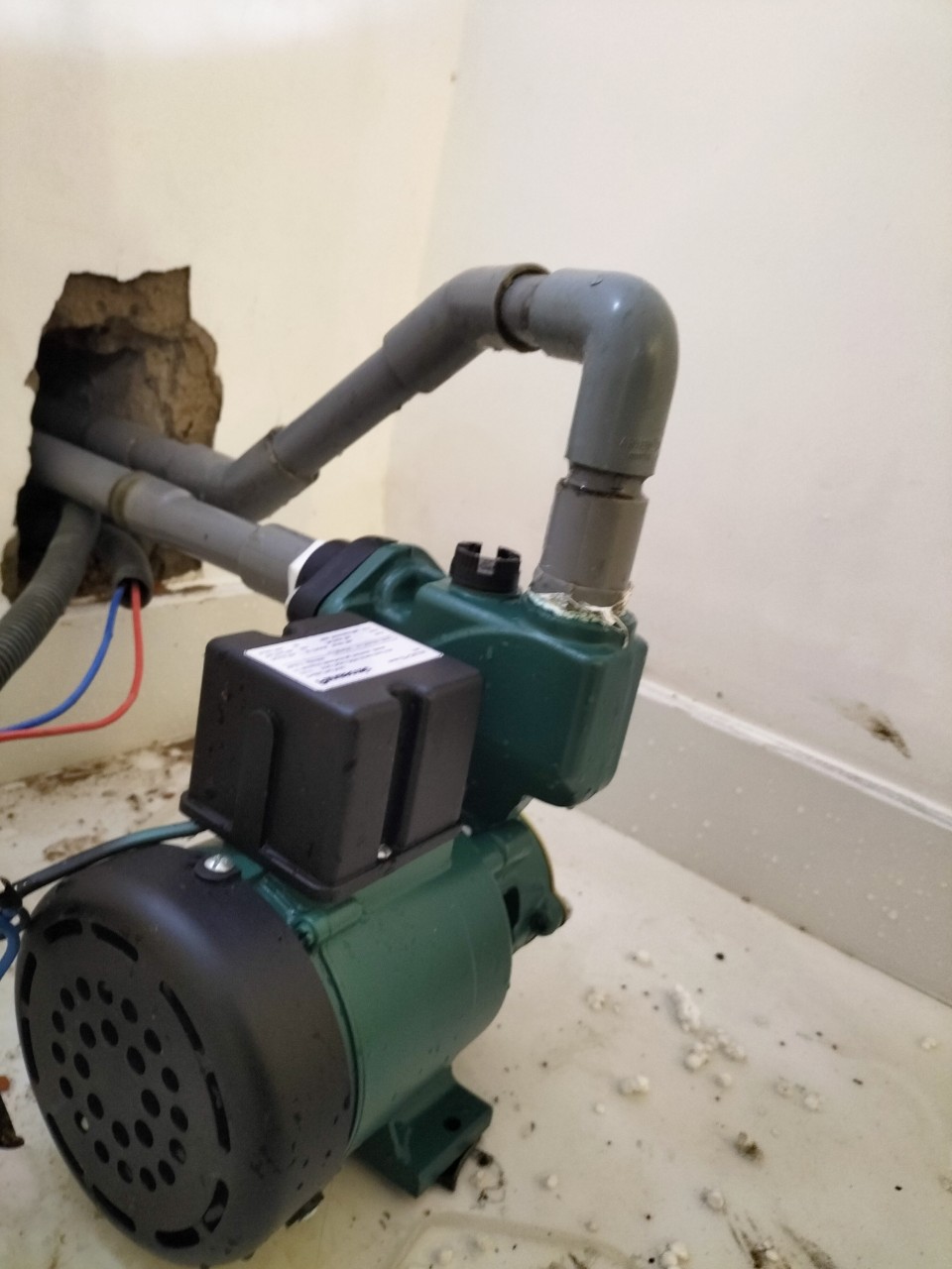 SỬA MÁY BƠM NƯỚC TẠI QUẬN TÂN BÌNH 24/24h - 098 230 8554