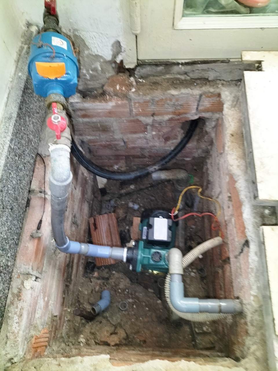 Thợ Sửa Máy Bơm Nước Tại Quận 3 - 098 230 8554 : UY TÍN - CHẤT LƯỢNG - CÓ MẶT NHANH CHÓNG - BẢO HÀNH DÀI DẠN