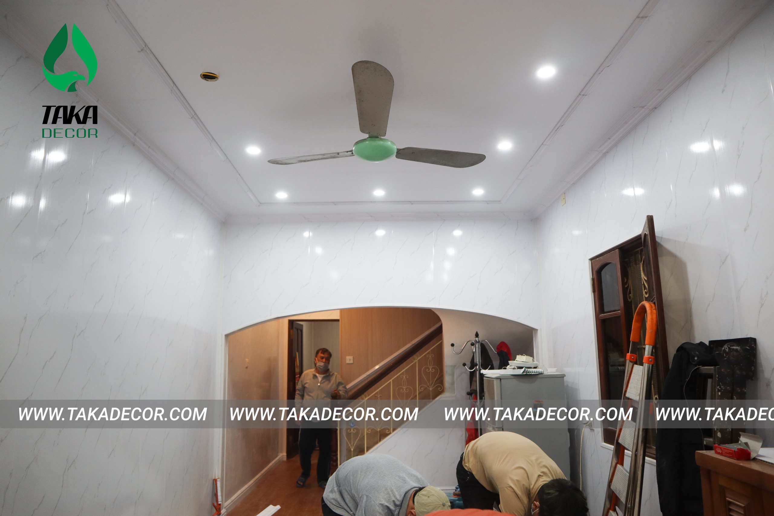 Sử dụng tấm ốp họa tiết giả đá vừa rẻ vừa tiết kiệm