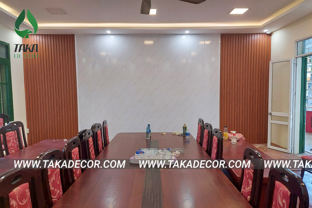 Thiết kế thi công sửa chữa nội thất văn phòng ở Hà Nội #1