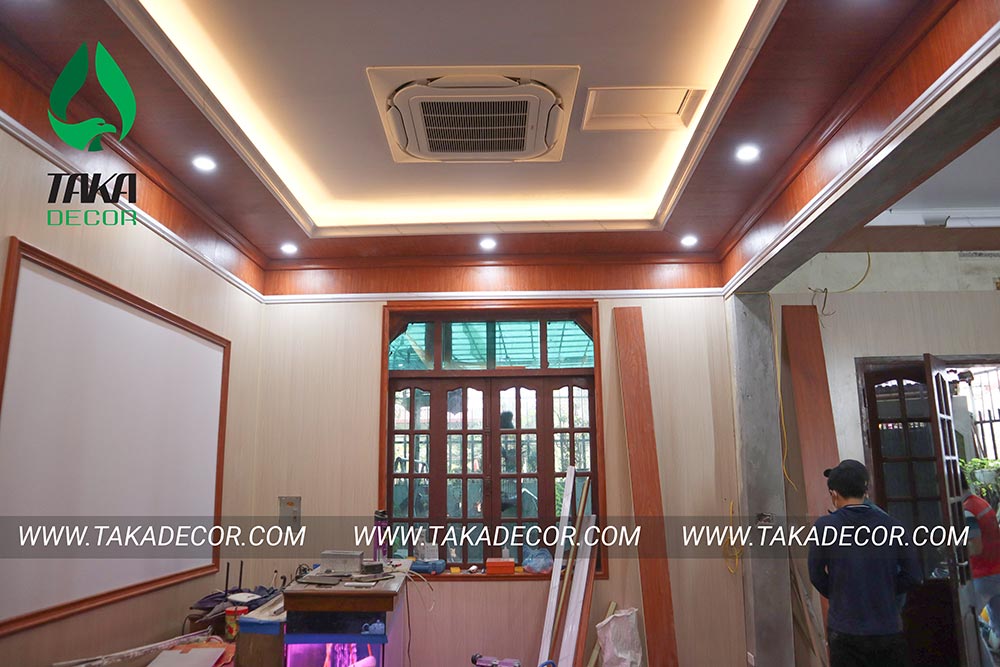 Cách khắc phục tường và trần ẩm mốc, ngấm nước, bong tróc sơn bằng tấm ốp tường pvc