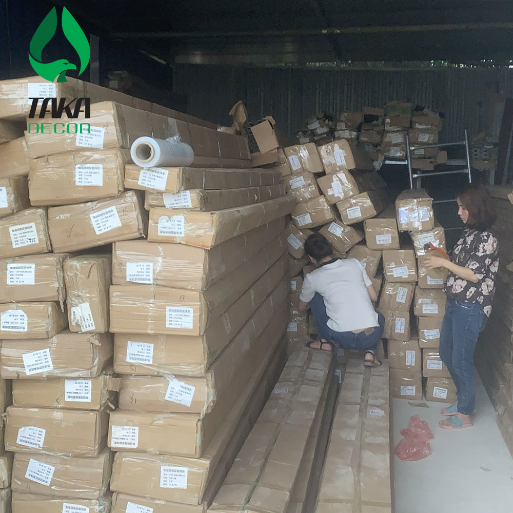Một gian kho tấm ốp tường pvc của takadecor