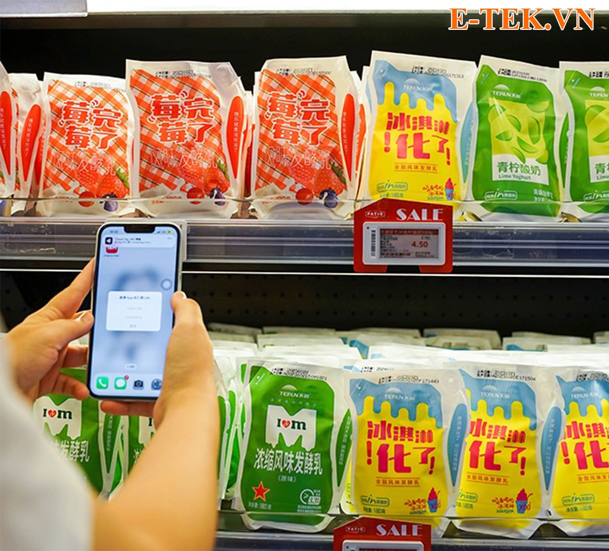 Thẻ điện tử minew trong hệ thống cửa hàng bán lẻ