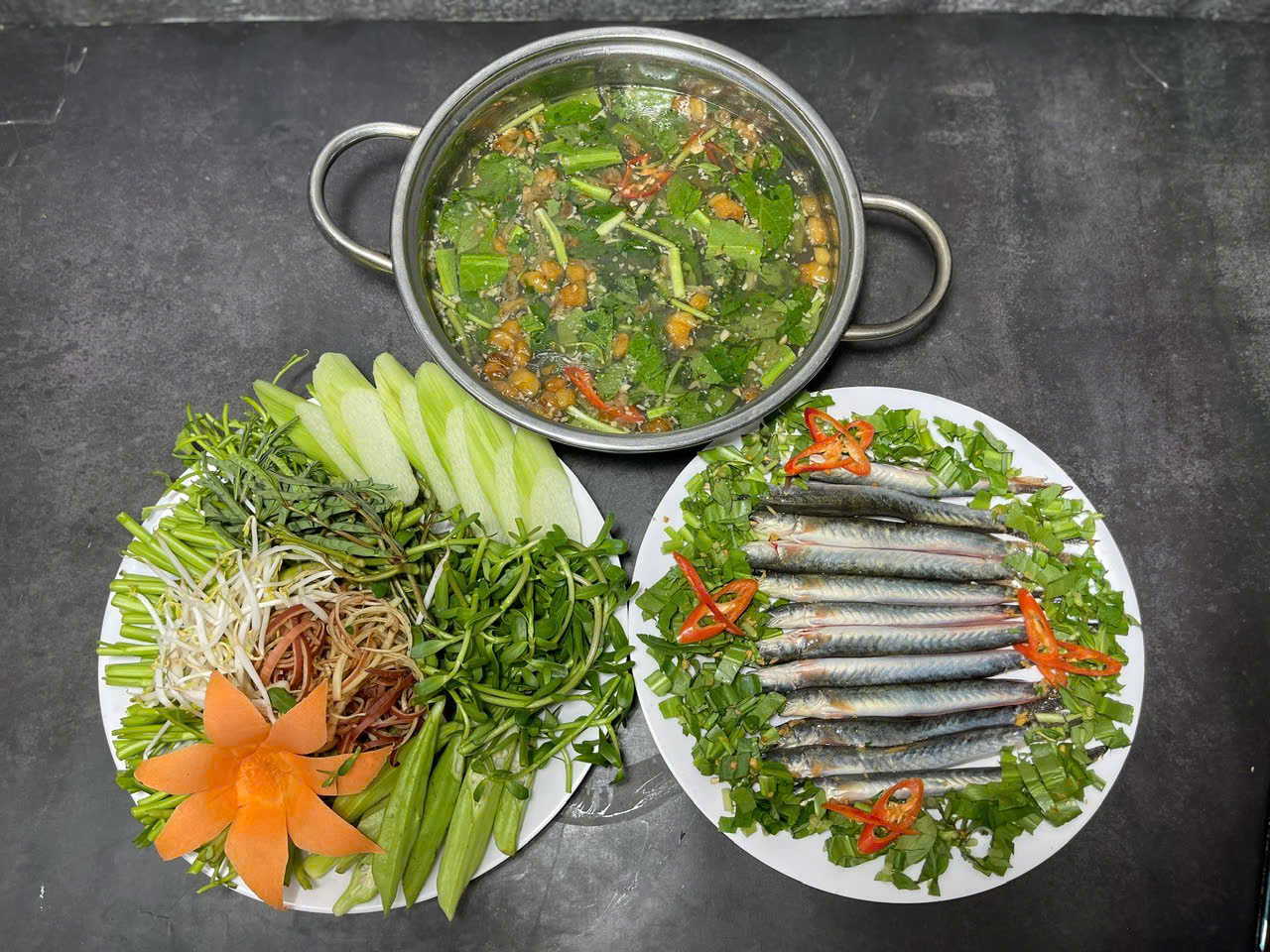 LẨU CÁ KÈO NẤU LÁ VANG