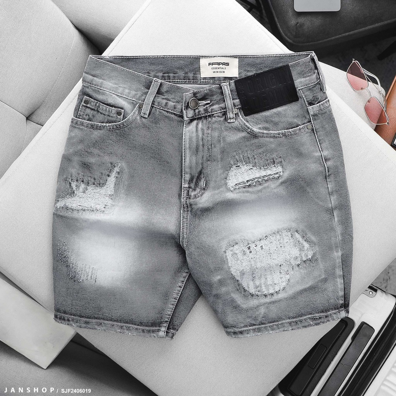 fapas-relaxed-role-short