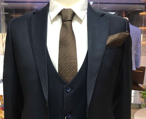 SUIT VÀ VEST BẠN CÓ PHÂN BIỆT ĐƯỢC 2 LOẠI TRANG PHỤC NÀY???