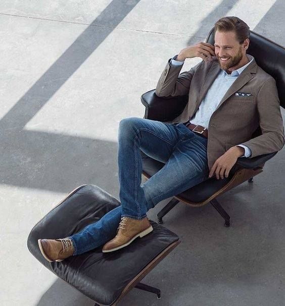 ÁO VEST MẶC VỚI QUẦN BÒ NHỮNG LƯU Ý KHI KẾT HỢP CHO CÁC QUÝ ÔNG? ÁO VEST MẶC VỚI QUẦN BÒ NHỮNG LƯU Ý KHI KẾT HỢP CHO CÁC QUÝ ÔNG?
