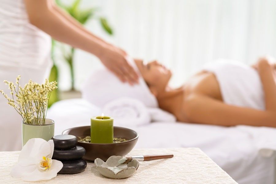 Phòng tắm nơi người phụ nữ bắt đầu hành trình yêu lại chính mình